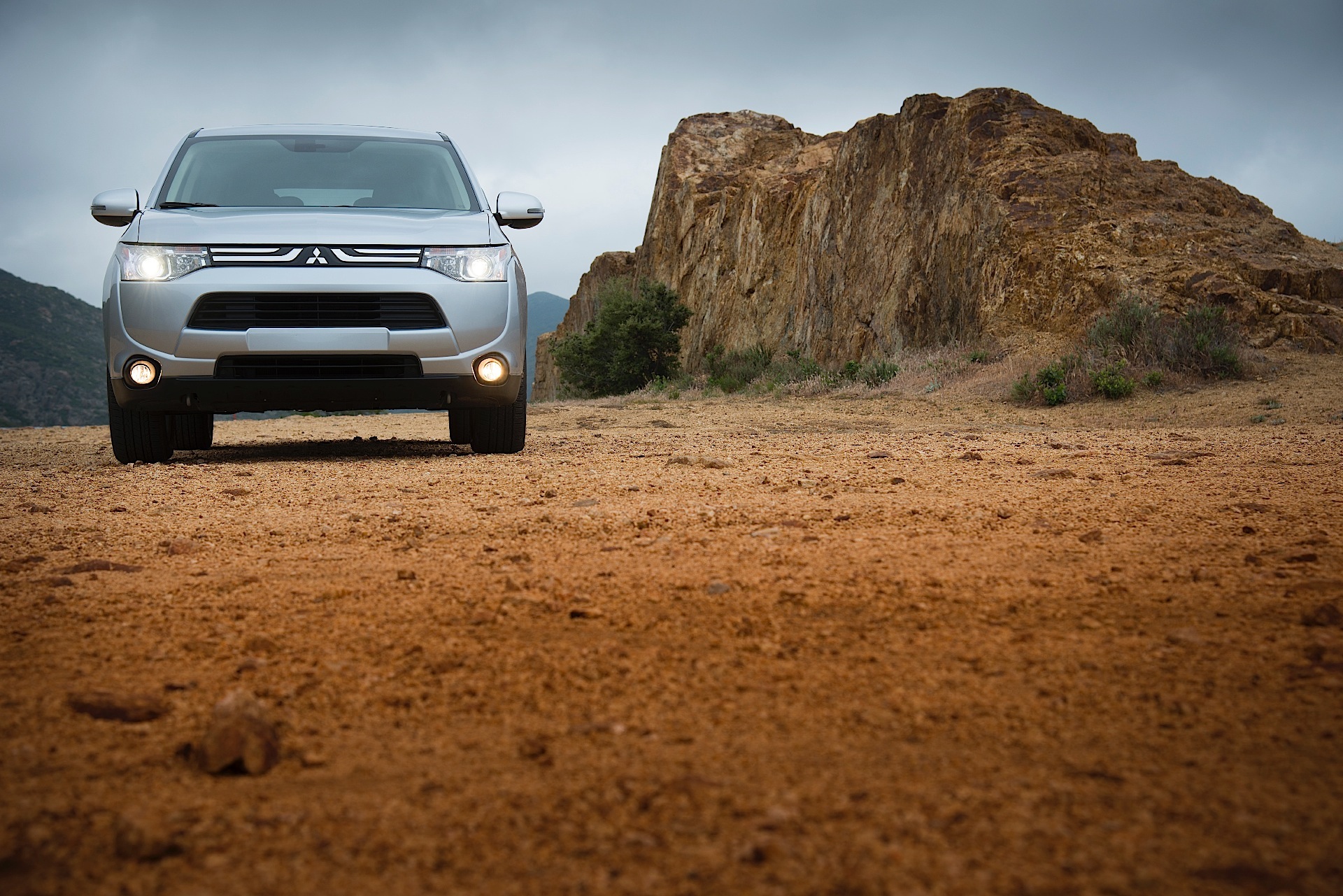 Mitsubishi Outlander / Airtrek photo 20