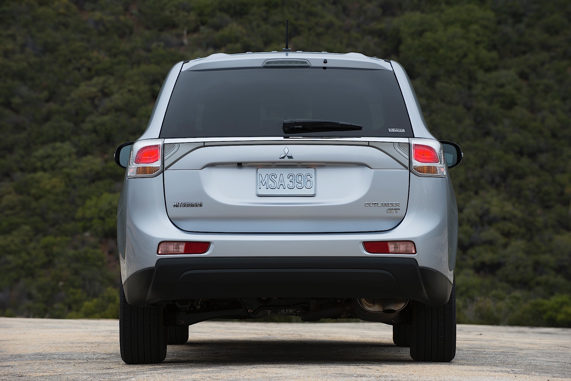 Mitsubishi Outlander / Airtrek photo 27