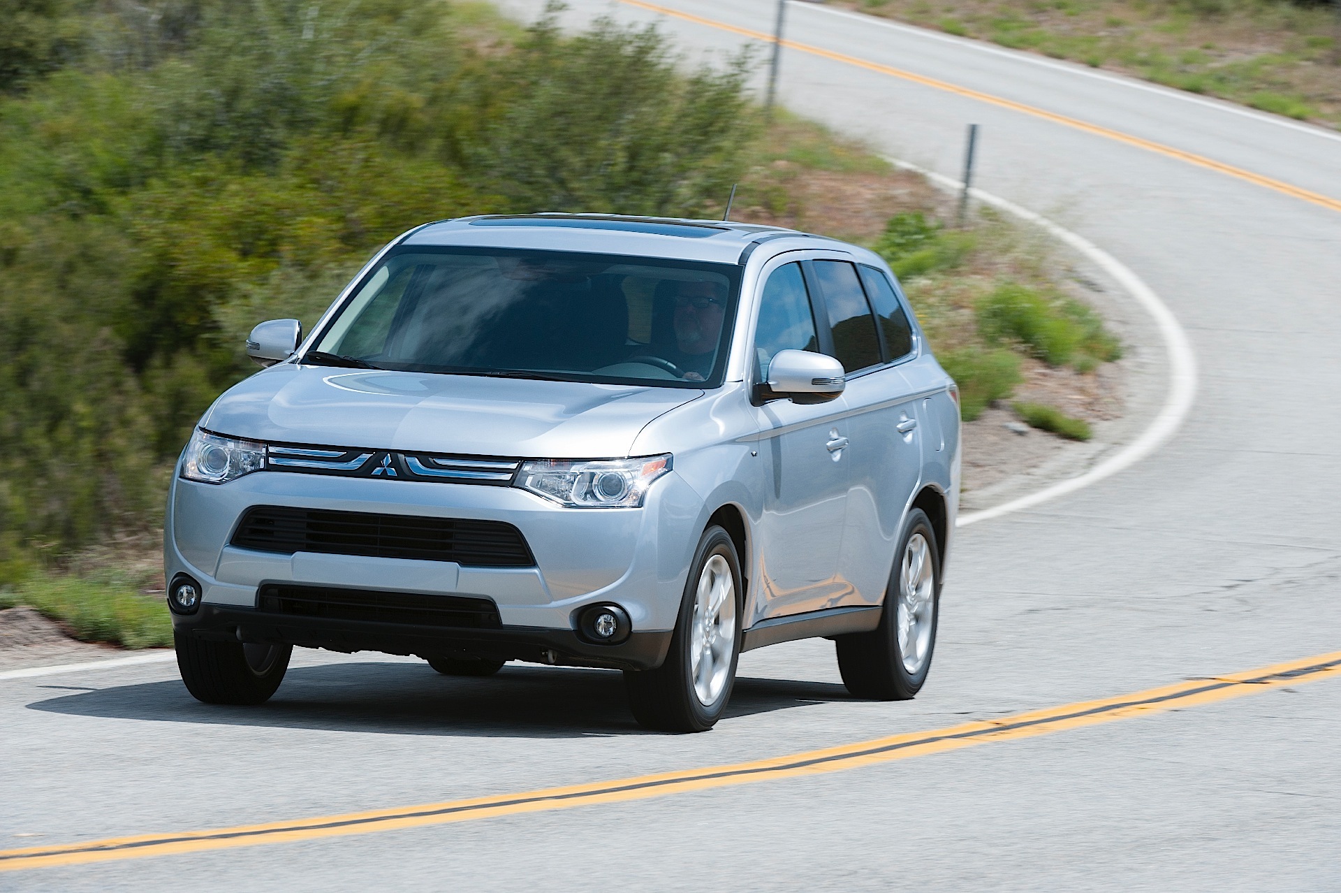 Mitsubishi Outlander / Airtrek photo 34