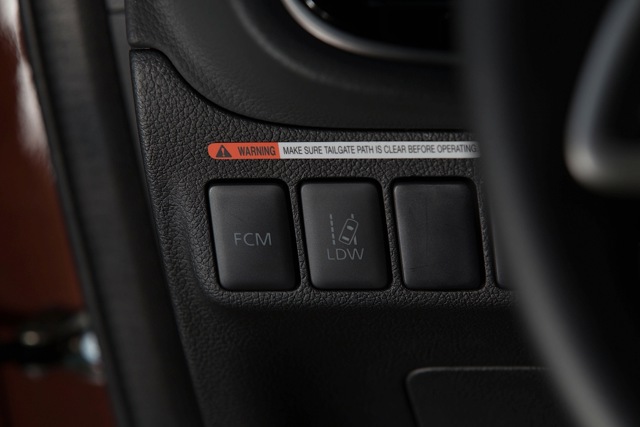 Mitsubishi Outlander / Airtrek photo 90