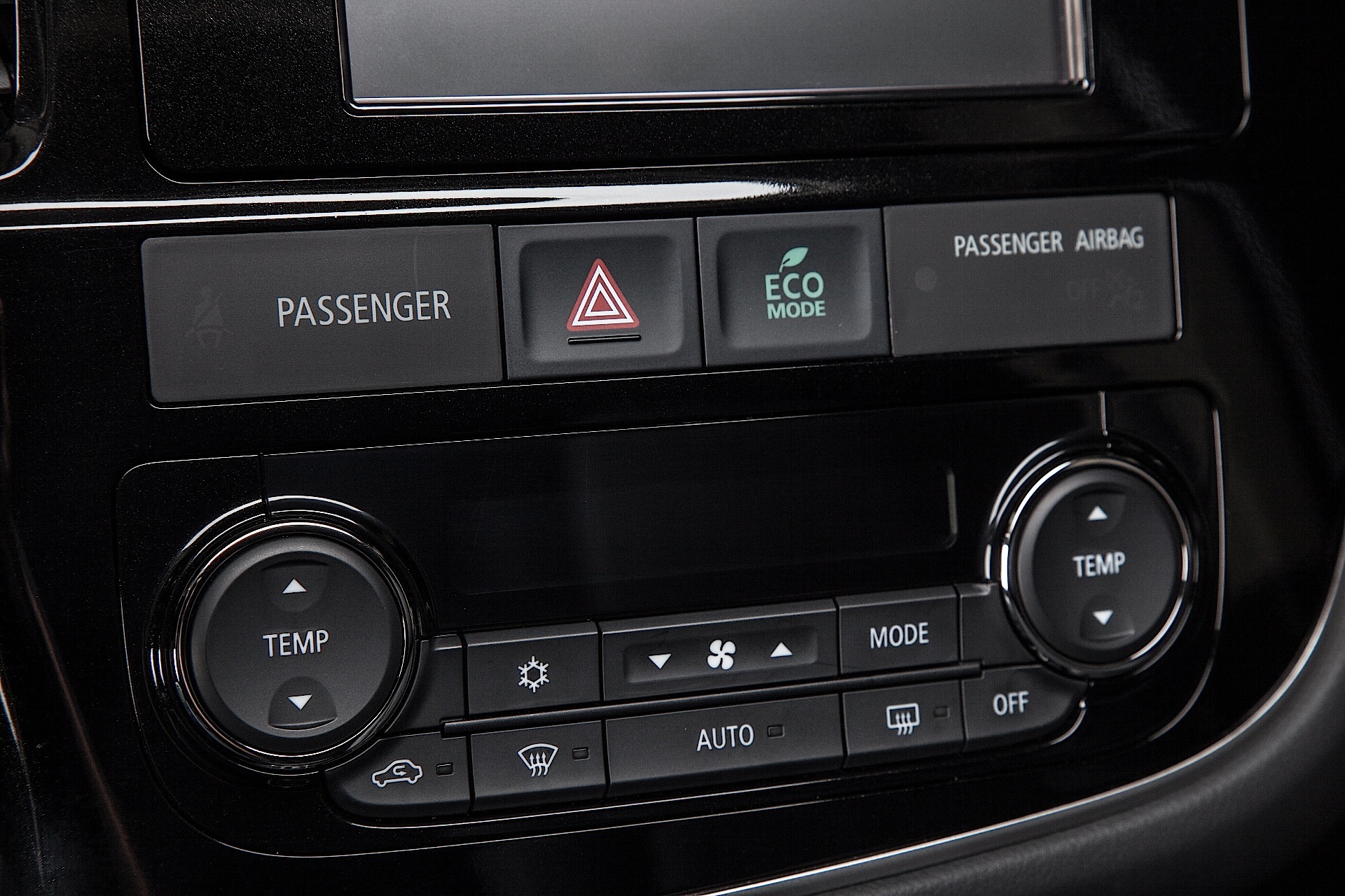 Mitsubishi Outlander / Airtrek photo 94