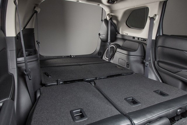 Mitsubishi Outlander / Airtrek photo 96