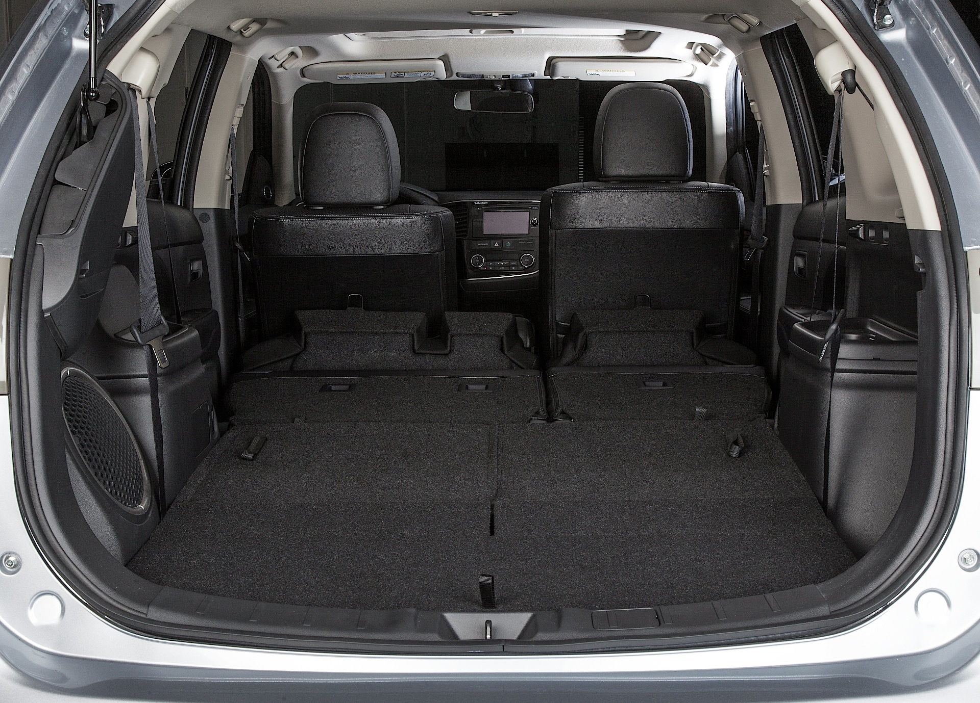 Mitsubishi Outlander / Airtrek photo 97