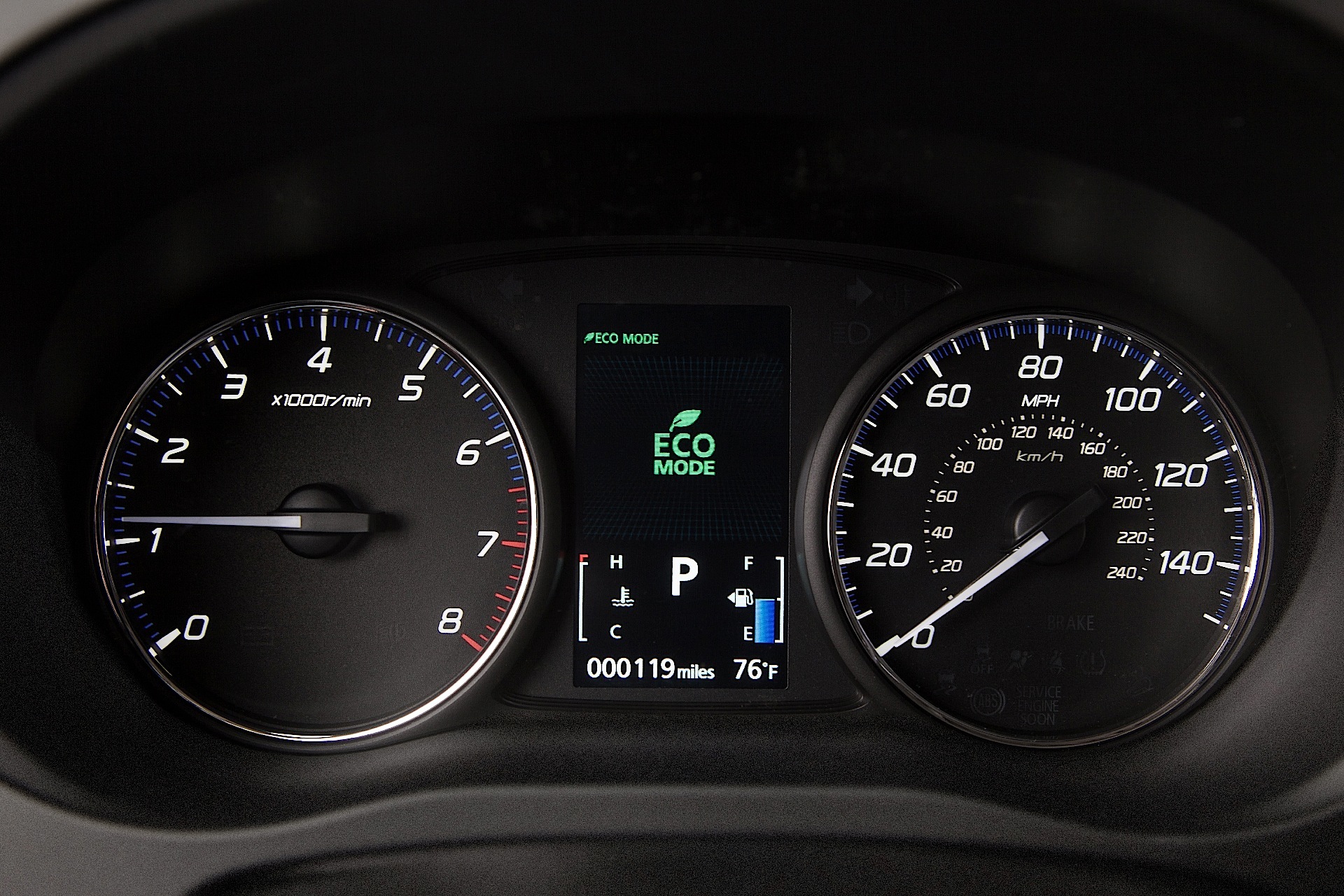 Mitsubishi Outlander / Airtrek photo 100