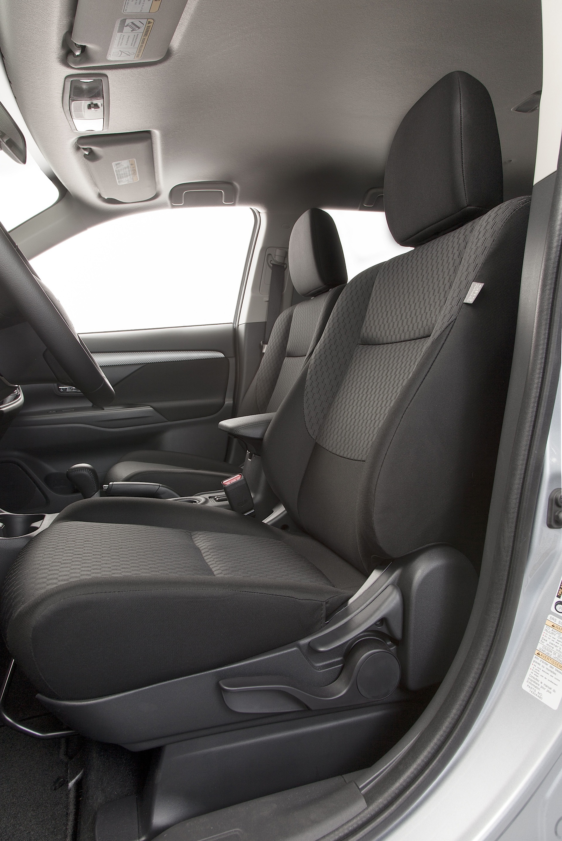 Mitsubishi Outlander / Airtrek photo 102