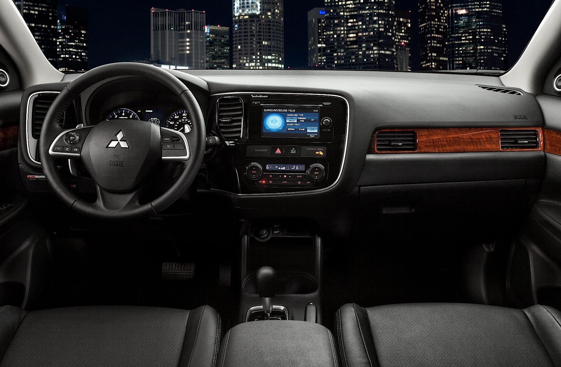 Mitsubishi Outlander / Airtrek photo 107