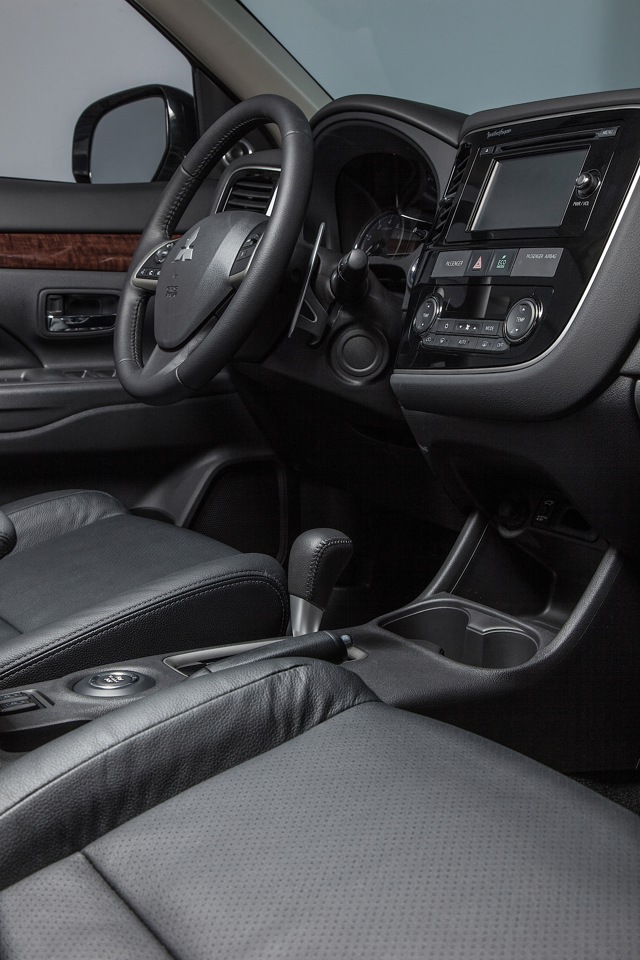 Mitsubishi Outlander / Airtrek photo 111