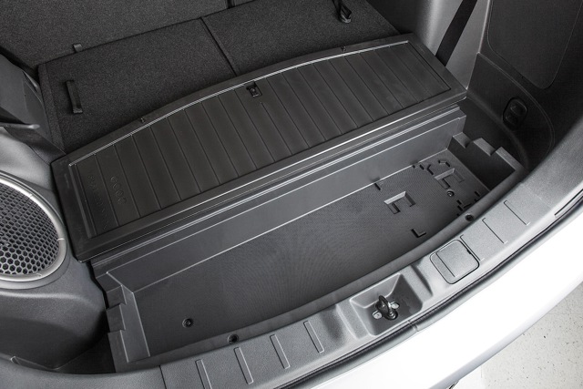 Mitsubishi Outlander / Airtrek photo 117