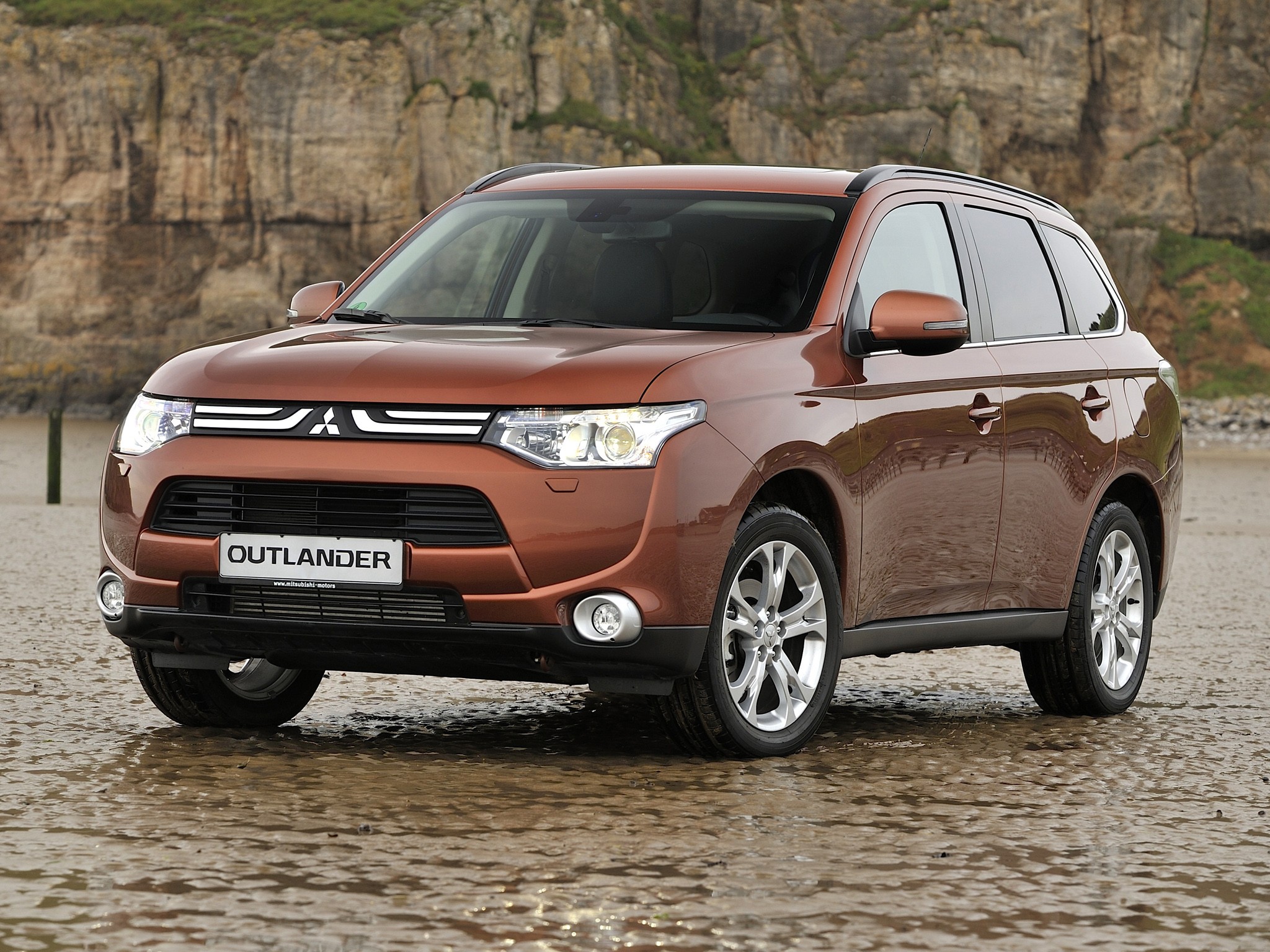 Mitsubishi Outlander / Airtrek photo 42