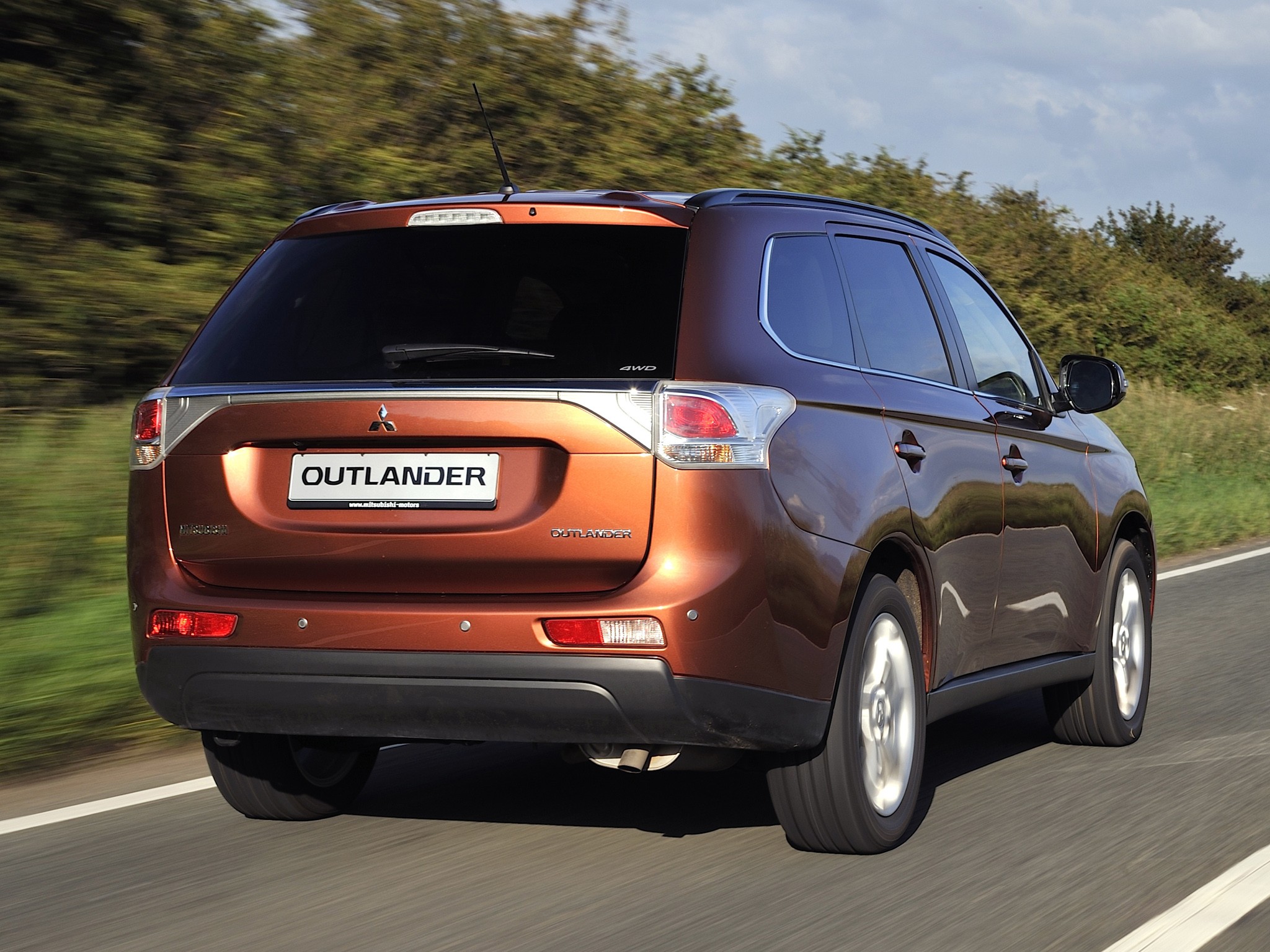 Mitsubishi Outlander / Airtrek photo 49