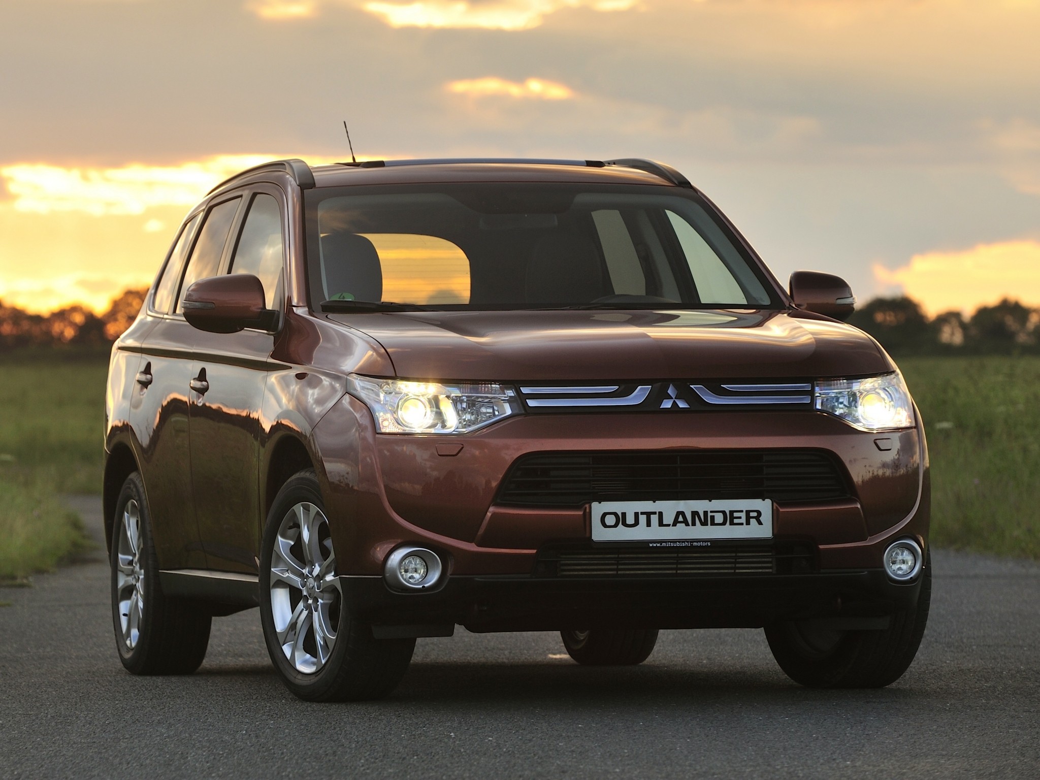 Mitsubishi Outlander / Airtrek photo 54