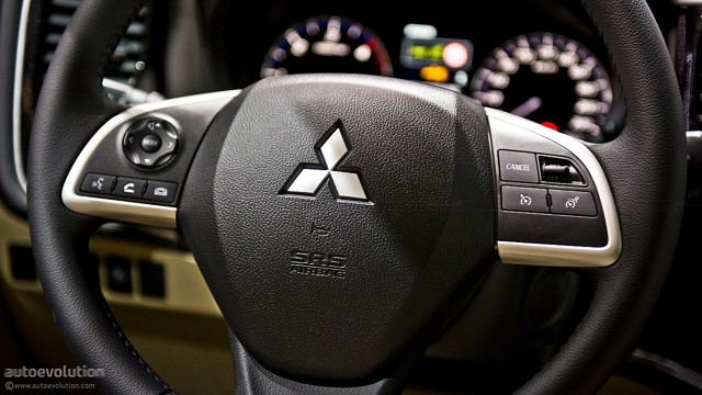 Mitsubishi Outlander / Airtrek photo 85