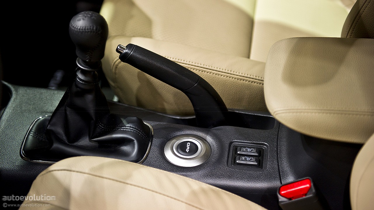 Mitsubishi Outlander / Airtrek photo 87