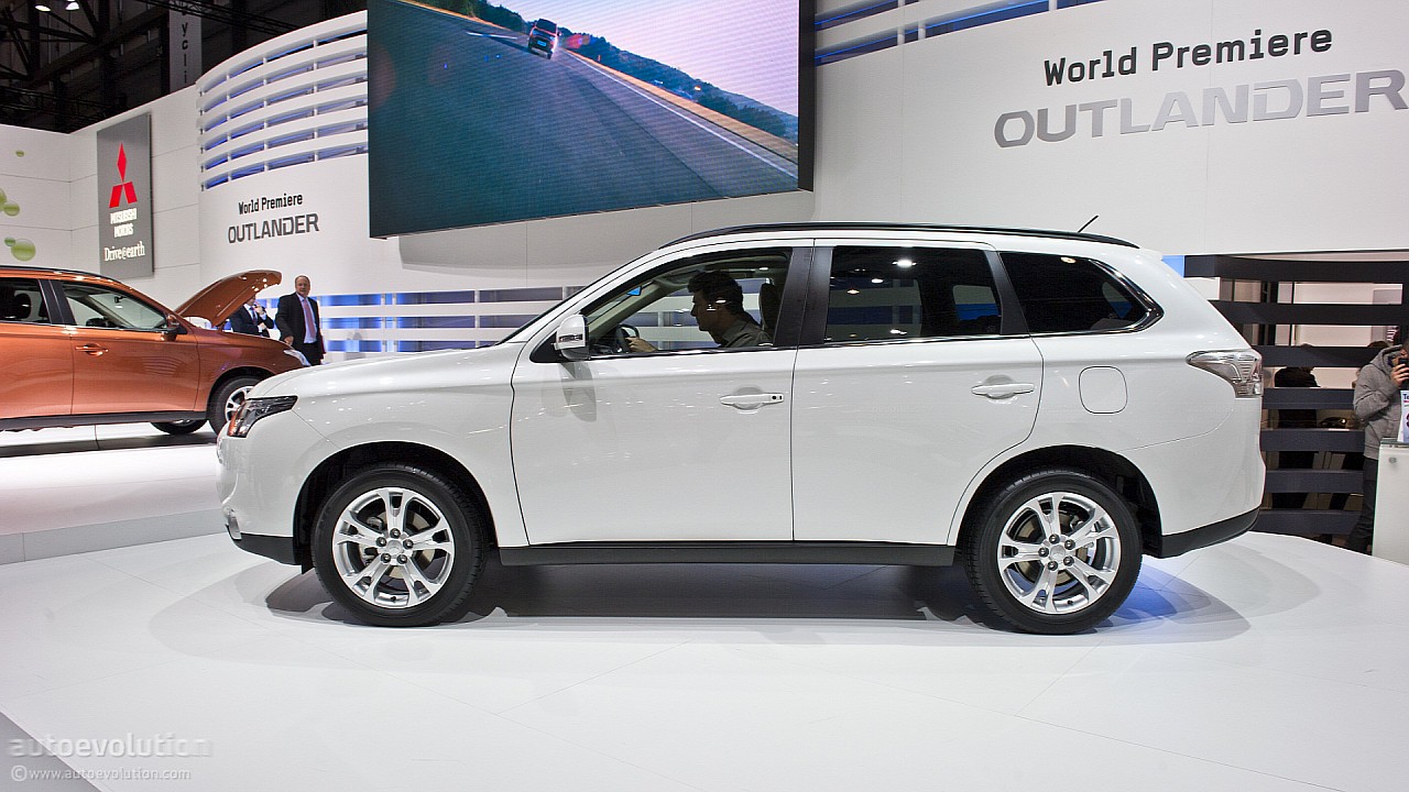 Mitsubishi Outlander / Airtrek photo 5