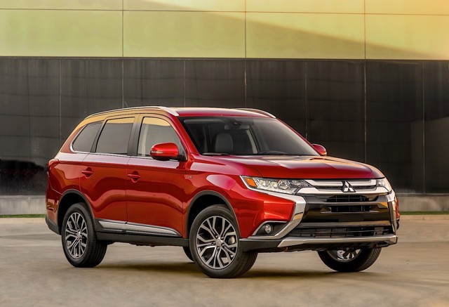 Mitsubishi Outlander / Airtrek photo 18