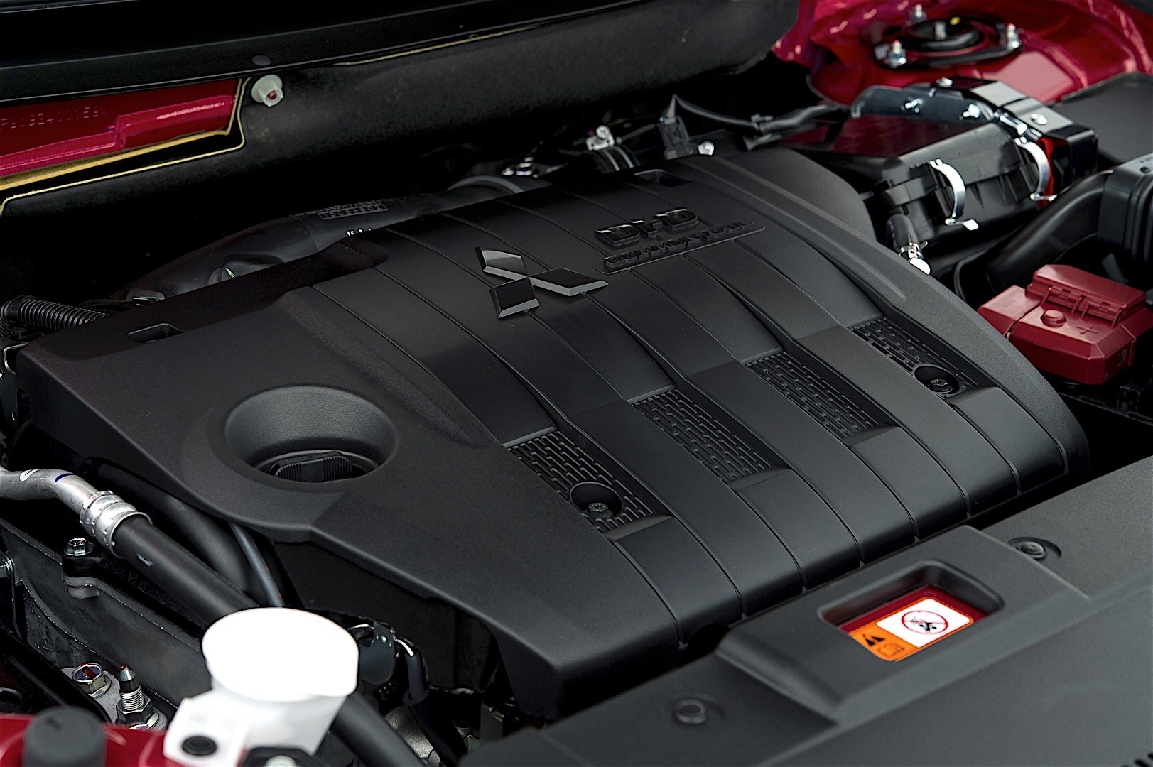 Mitsubishi Outlander / Airtrek photo 72