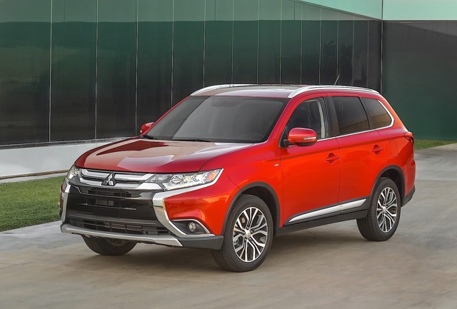 Mitsubishi Outlander / Airtrek photo 4
