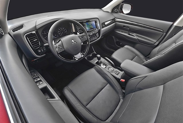 Mitsubishi Outlander / Airtrek photo 76