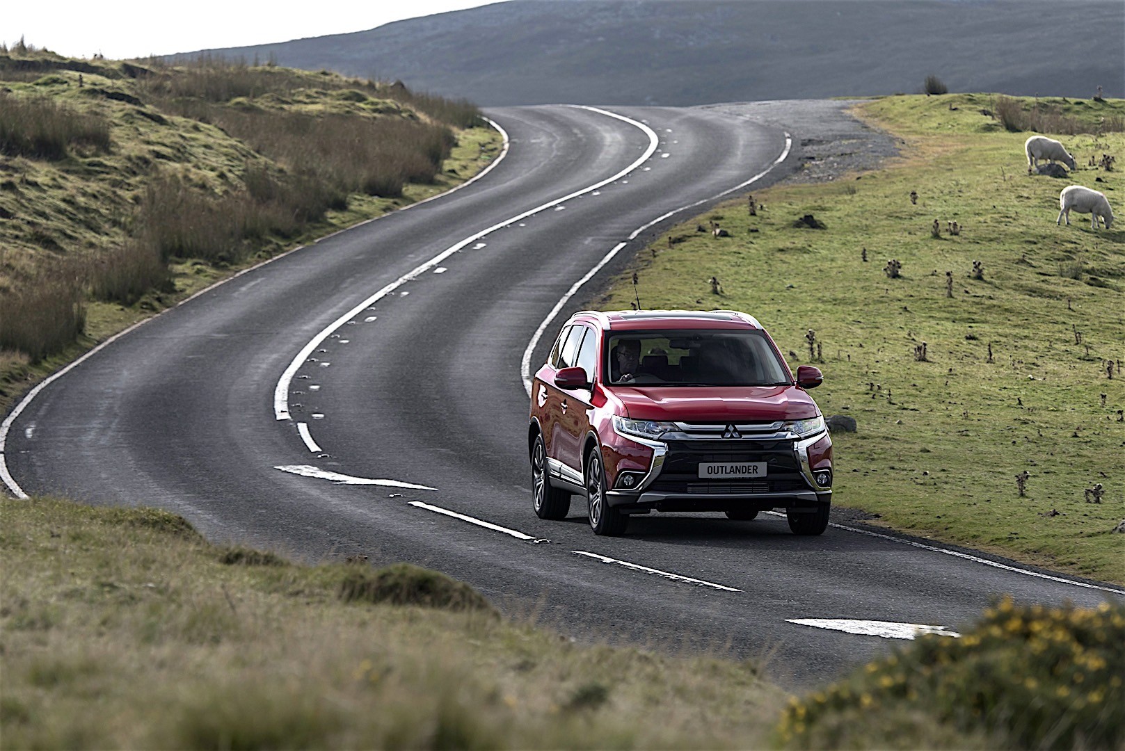 Mitsubishi Outlander / Airtrek photo 31