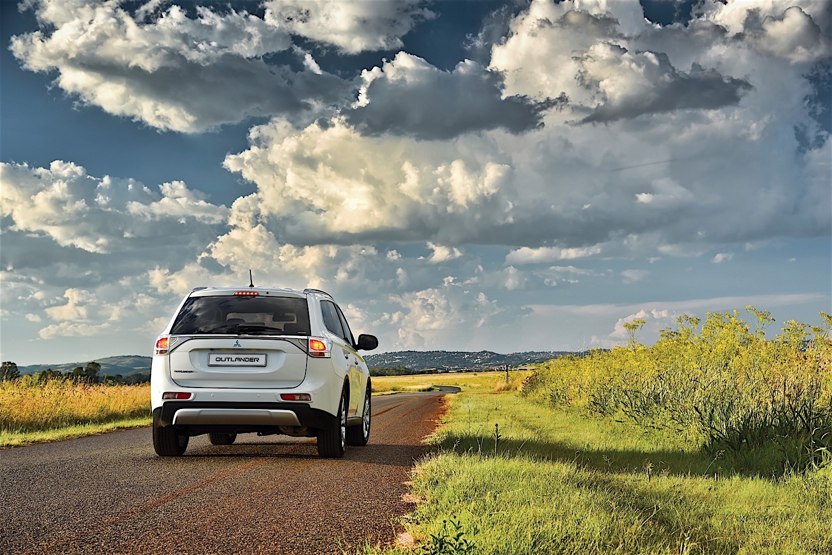 Mitsubishi Outlander / Airtrek photo 40