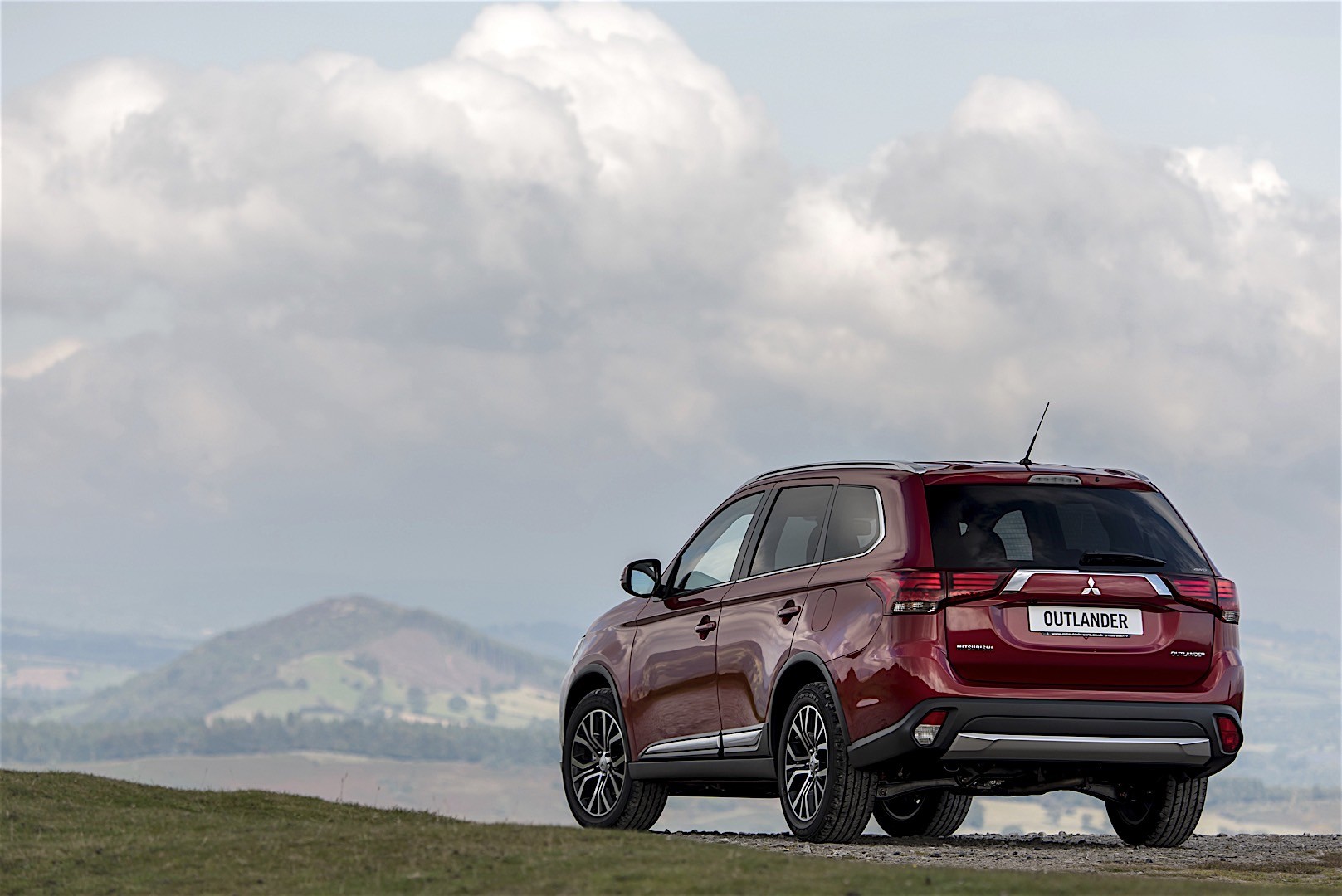 Mitsubishi Outlander / Airtrek photo 43