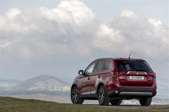 Mitsubishi Outlander / Airtrek photo 43