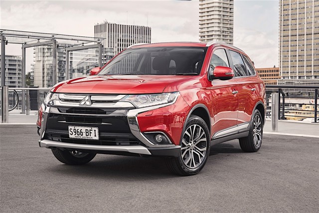 Mitsubishi Outlander / Airtrek photo 57