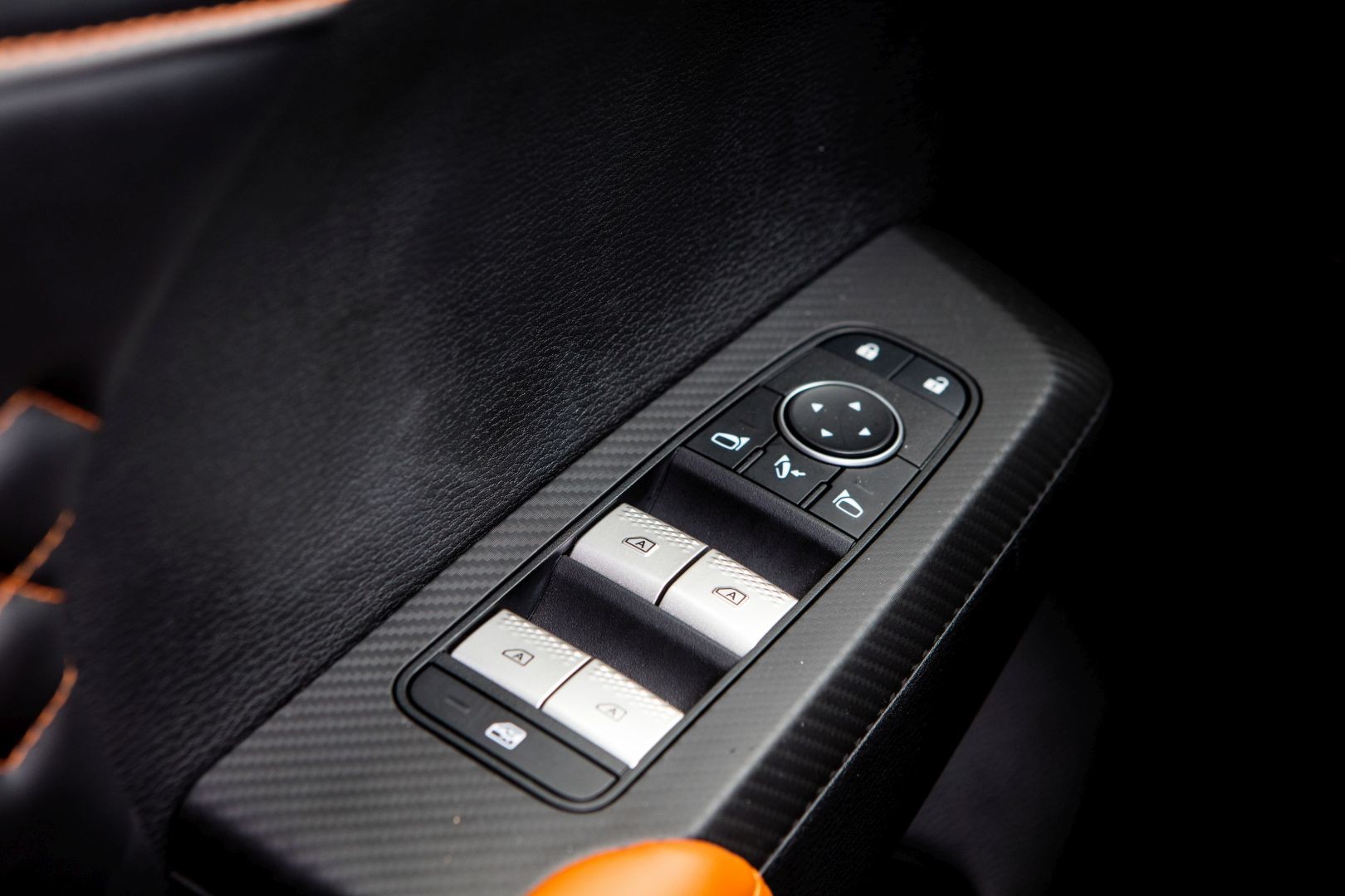 Mitsubishi Outlander / Airtrek photo 50