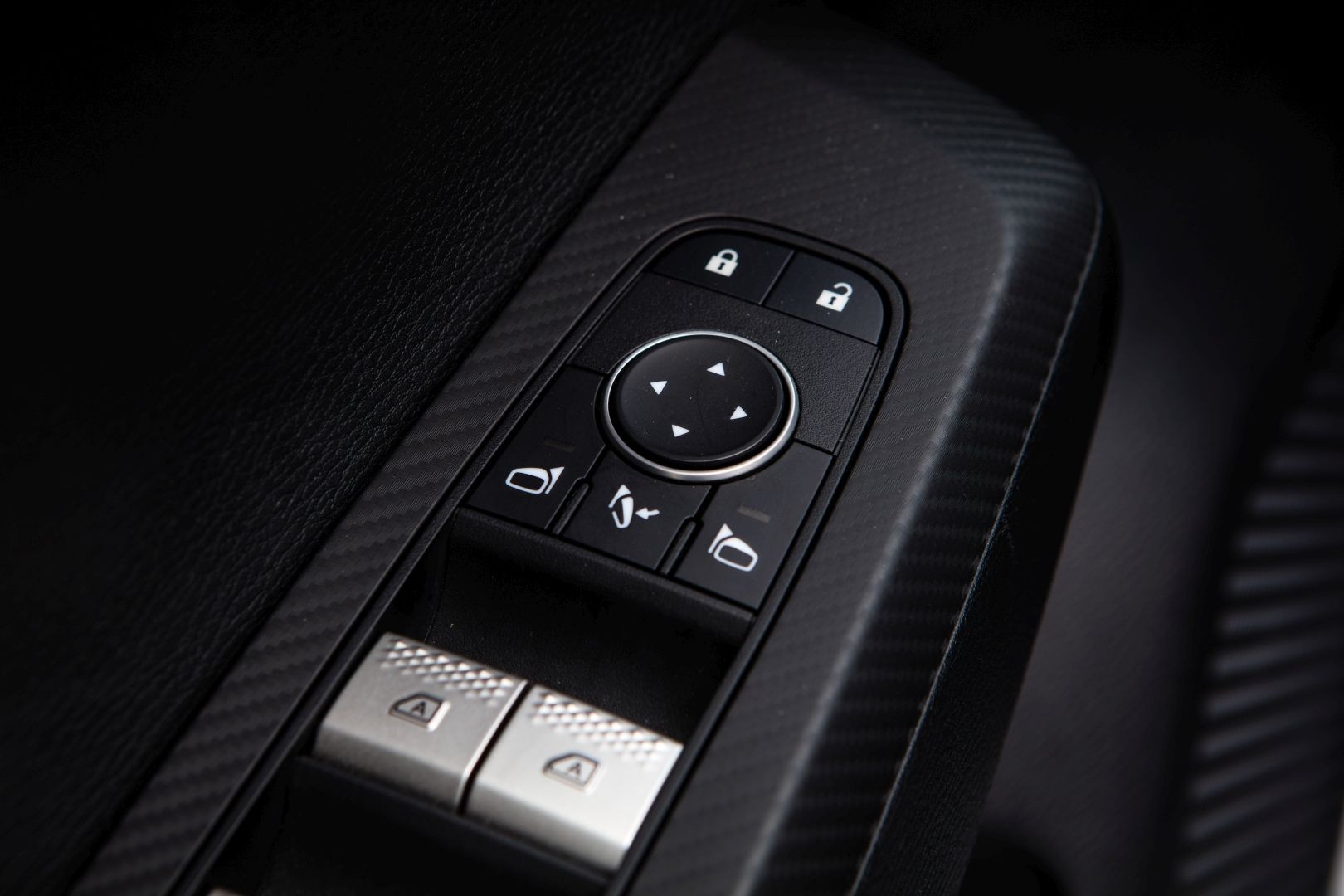 Mitsubishi Outlander / Airtrek photo 52