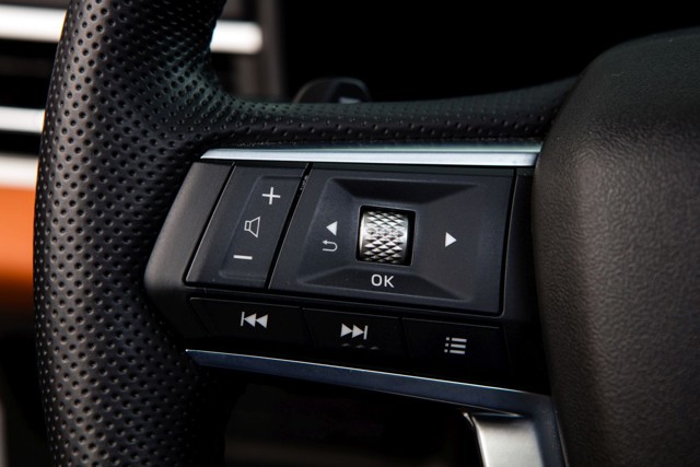 Mitsubishi Outlander / Airtrek photo 54