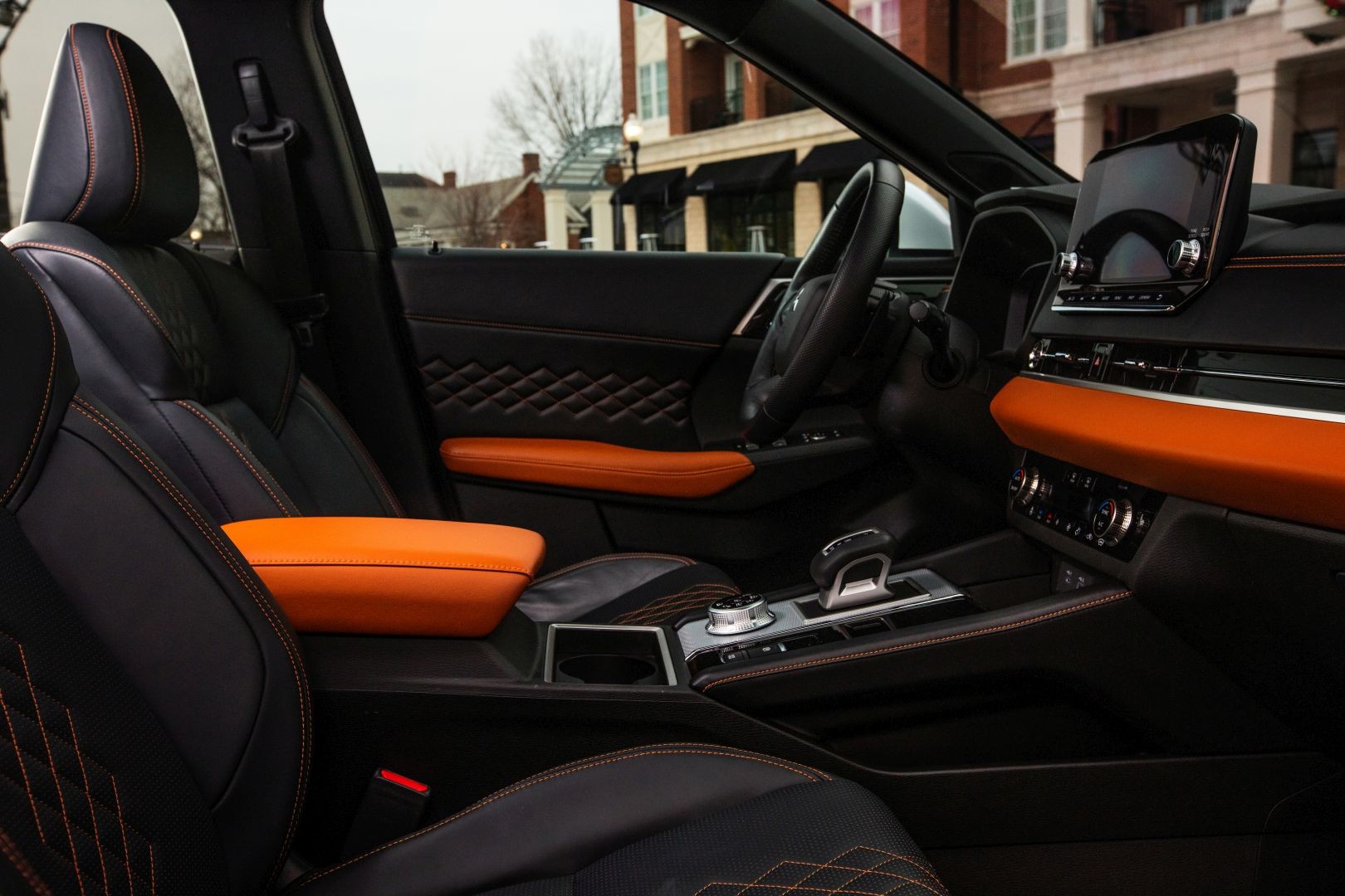 Mitsubishi Outlander / Airtrek photo 41