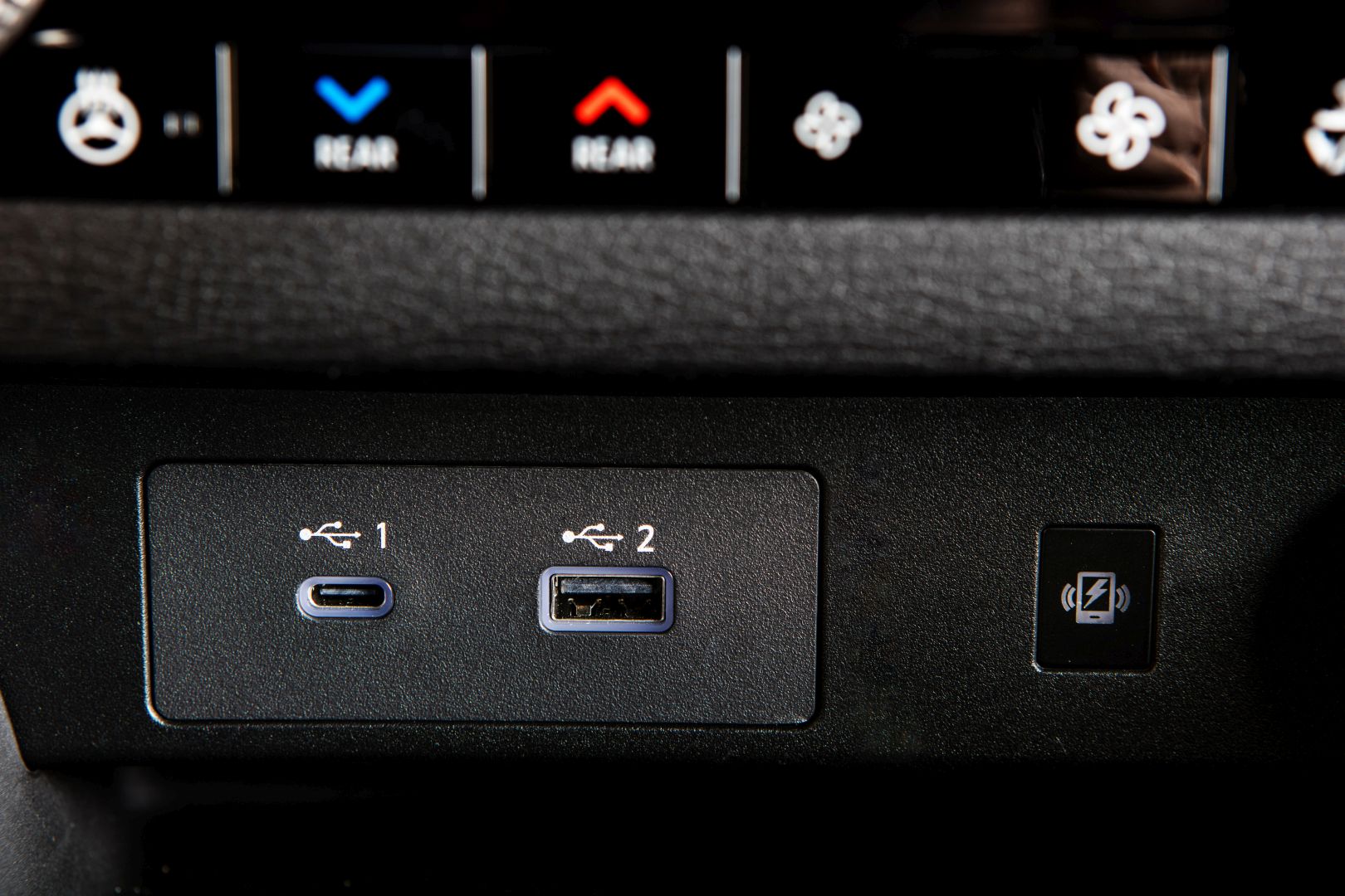 Mitsubishi Outlander / Airtrek photo 64