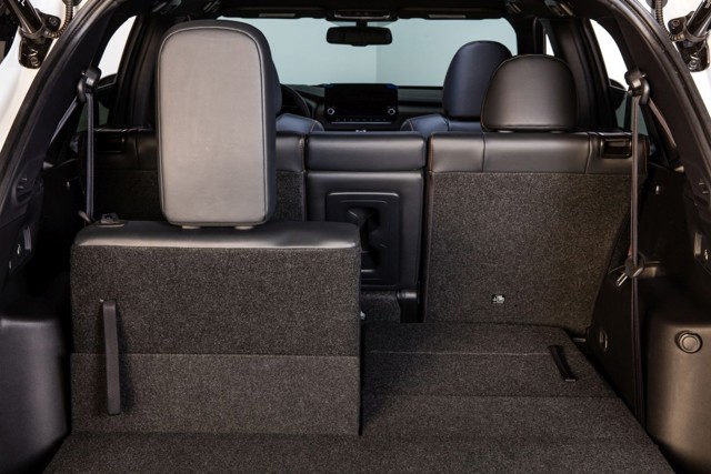Mitsubishi Outlander / Airtrek photo 68