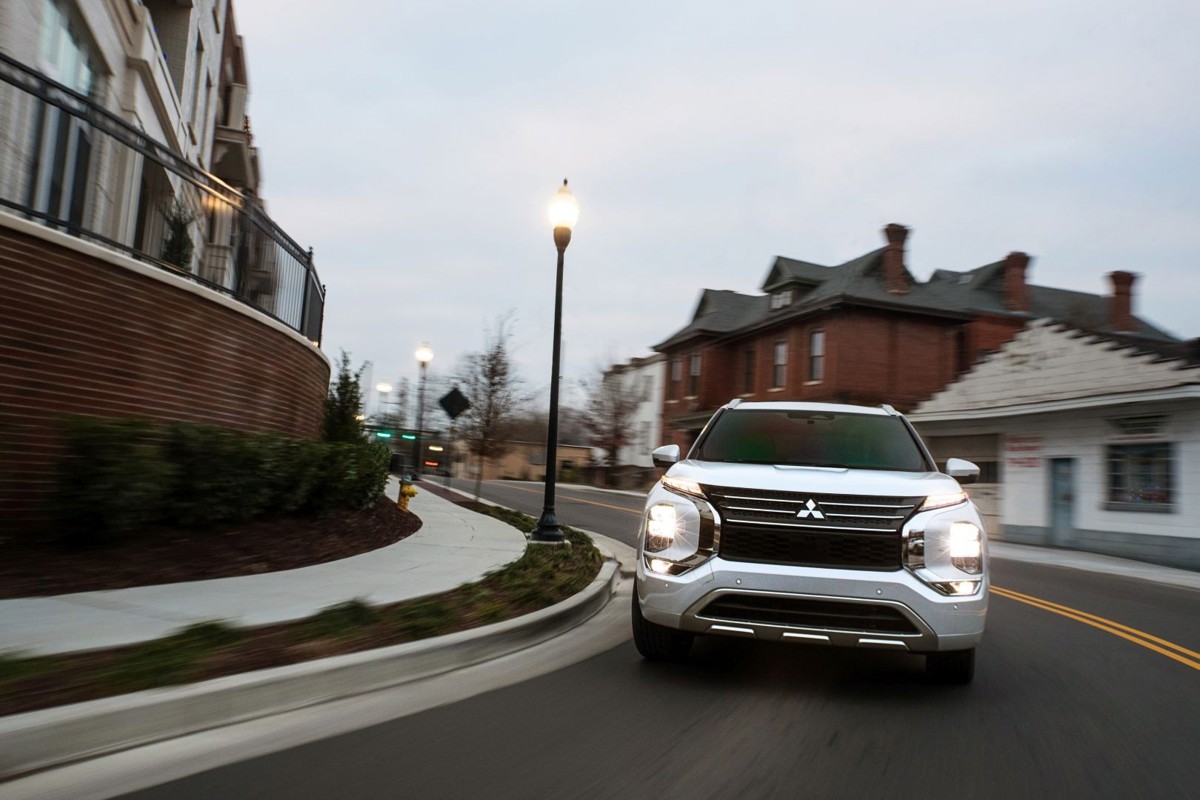 Mitsubishi Mitsubishi Outlander / Airtrek