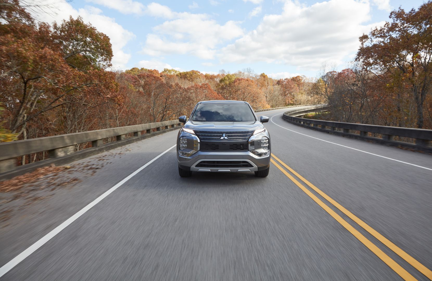 Mitsubishi Outlander / Airtrek photo 23