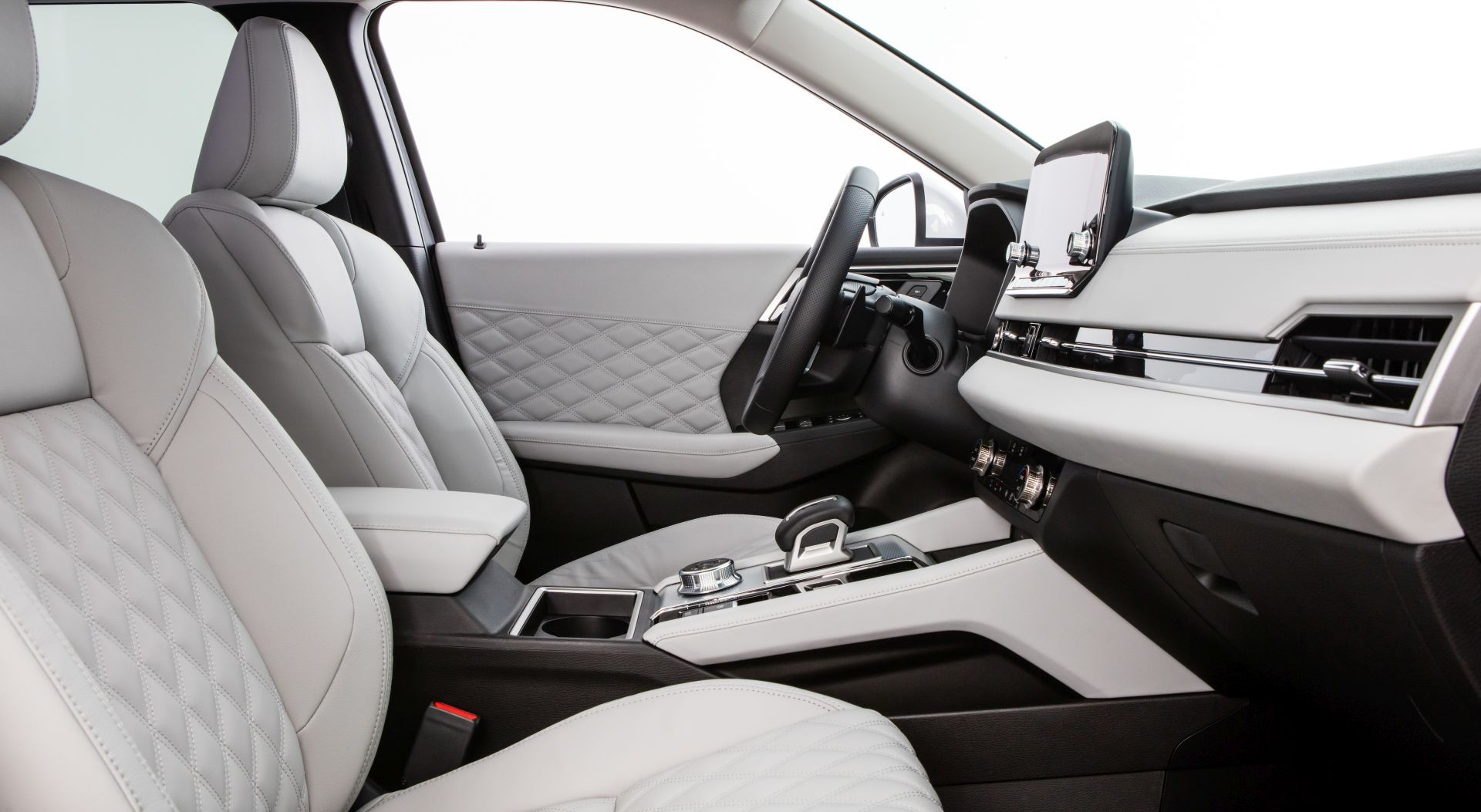 Mitsubishi Outlander / Airtrek photo 46