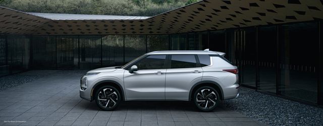 Mitsubishi Outlander / Airtrek photo 33