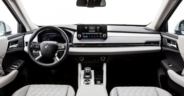 Mitsubishi Outlander / Airtrek photo 48