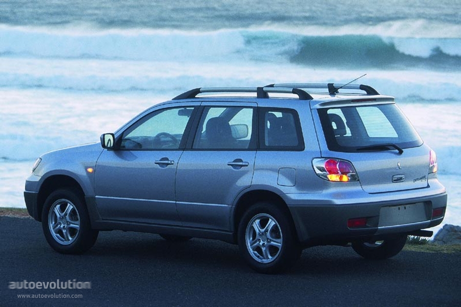 Mitsubishi Outlander / Airtrek photo 4