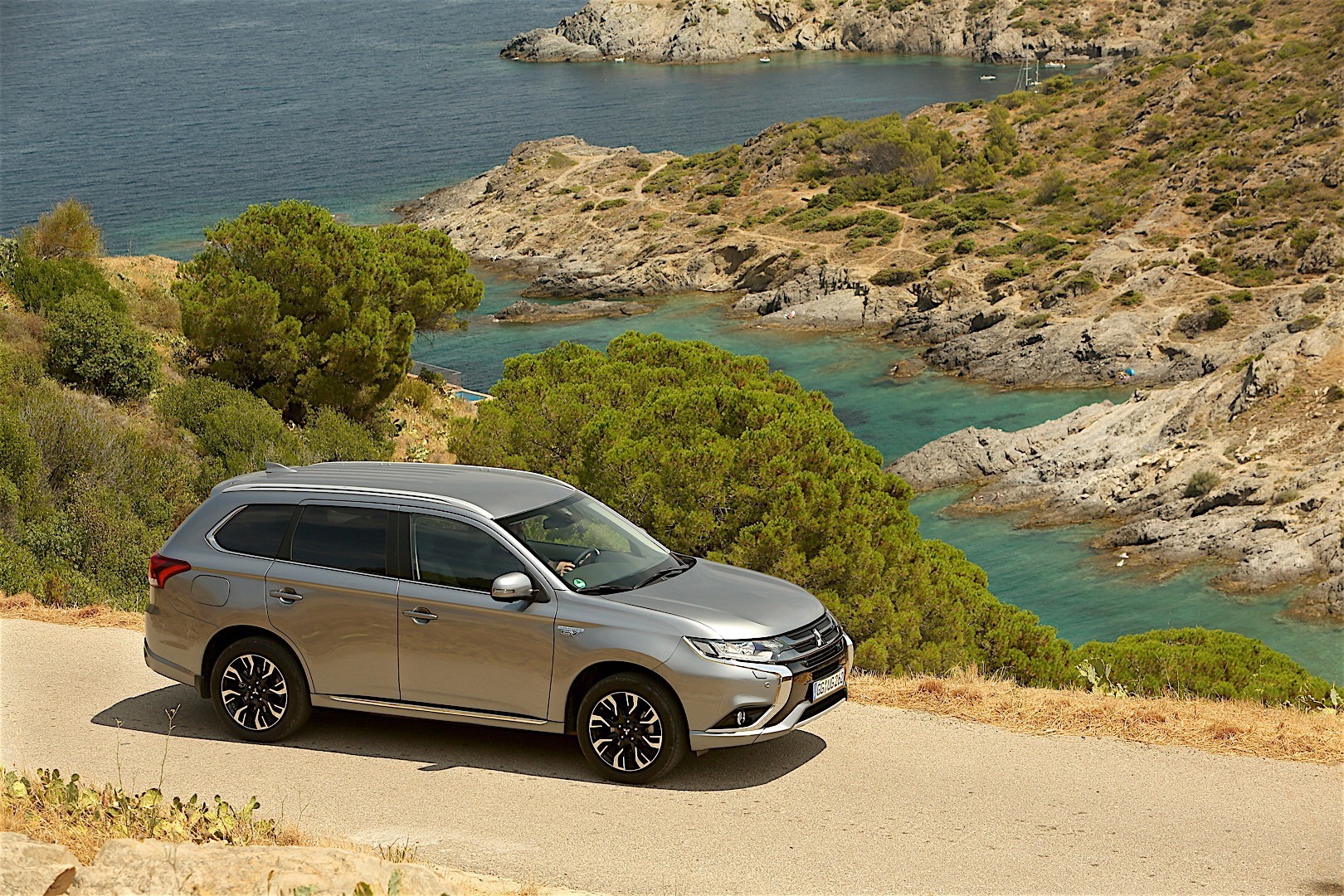 Mitsubishi Outlander / Airtrek photo 4