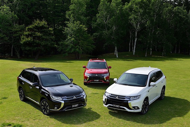 Mitsubishi Outlander / Airtrek photo 17