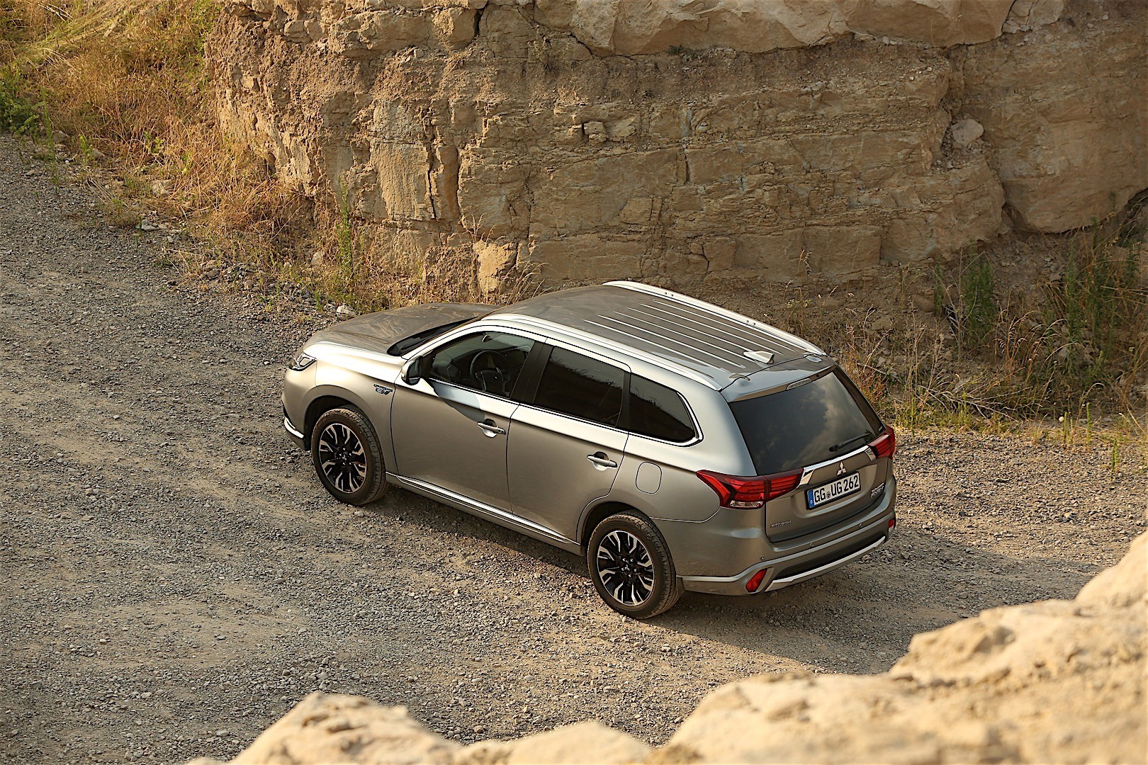 Mitsubishi Outlander / Airtrek photo 18