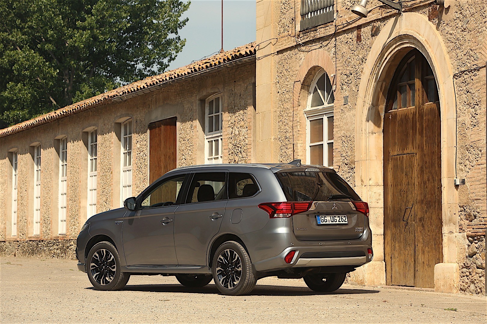 Mitsubishi Outlander / Airtrek photo 19