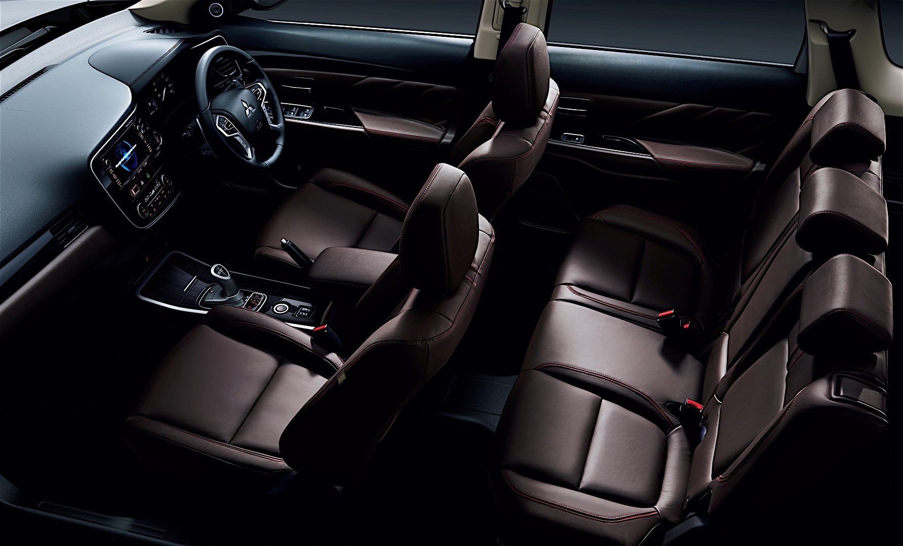 Mitsubishi Outlander / Airtrek photo 71