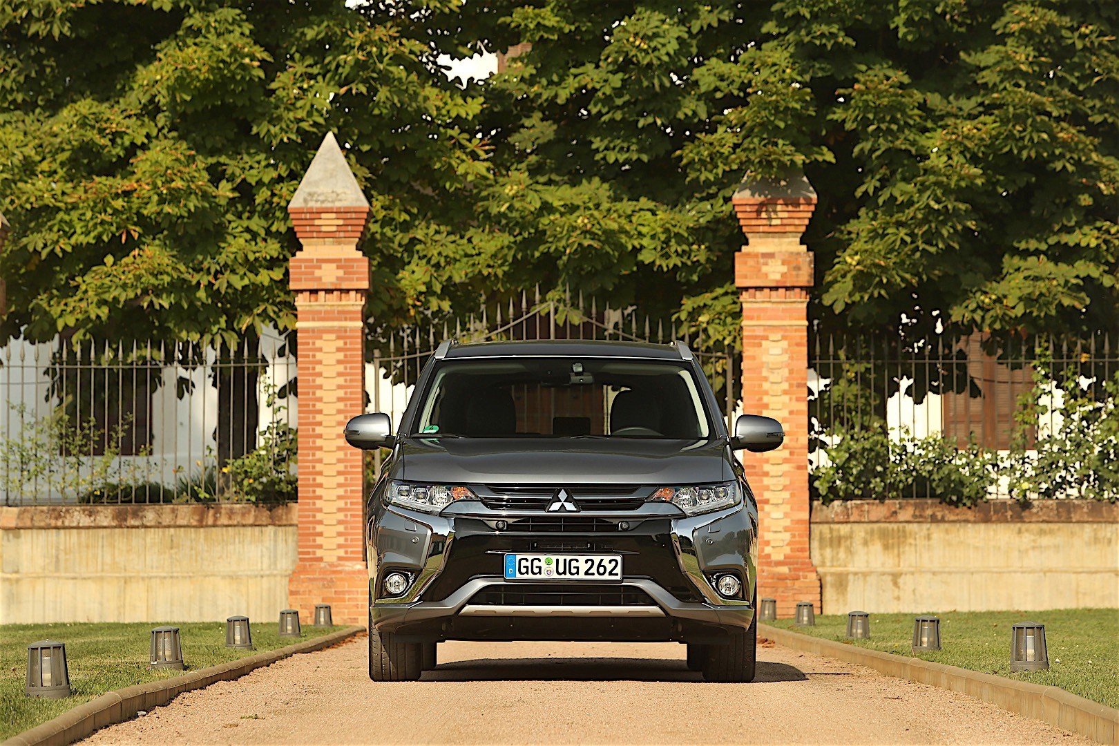 Mitsubishi Outlander / Airtrek photo 40