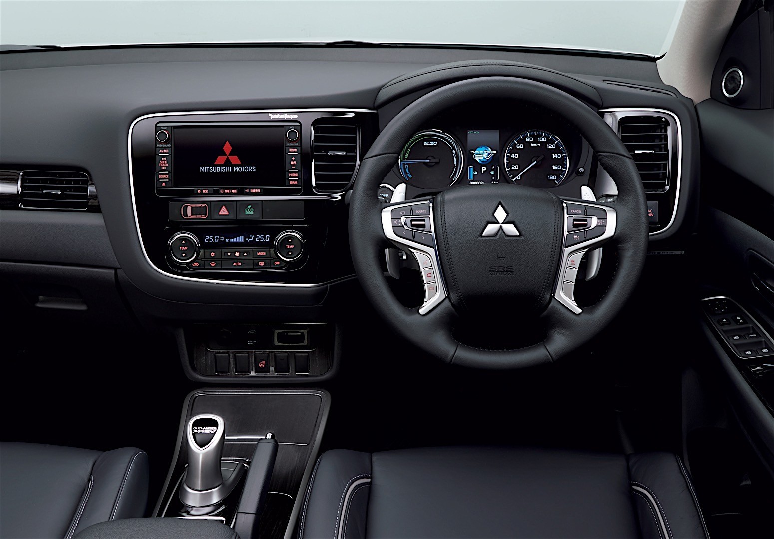 Mitsubishi Outlander / Airtrek photo 73