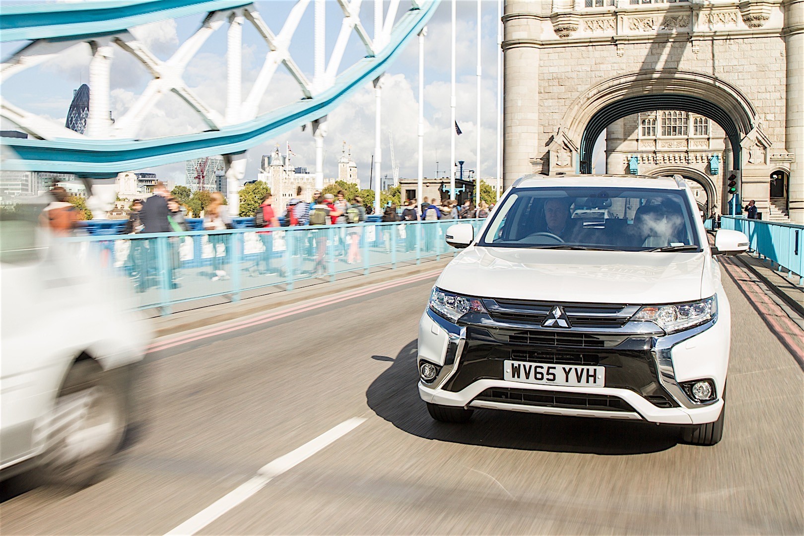 Mitsubishi Outlander / Airtrek photo 53