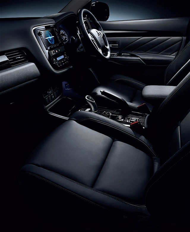 Mitsubishi Outlander / Airtrek photo 74