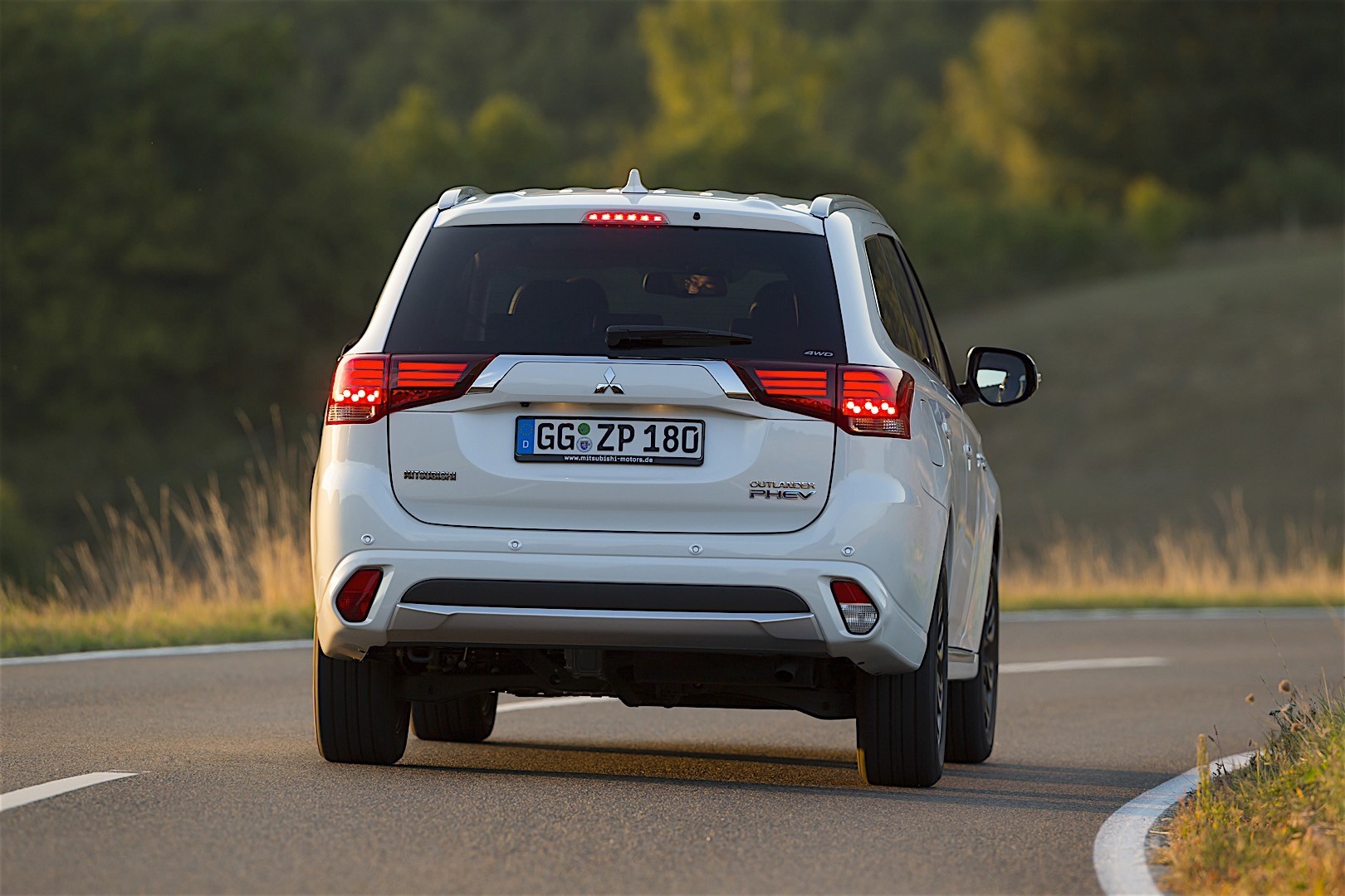 Mitsubishi Outlander / Airtrek photo 58