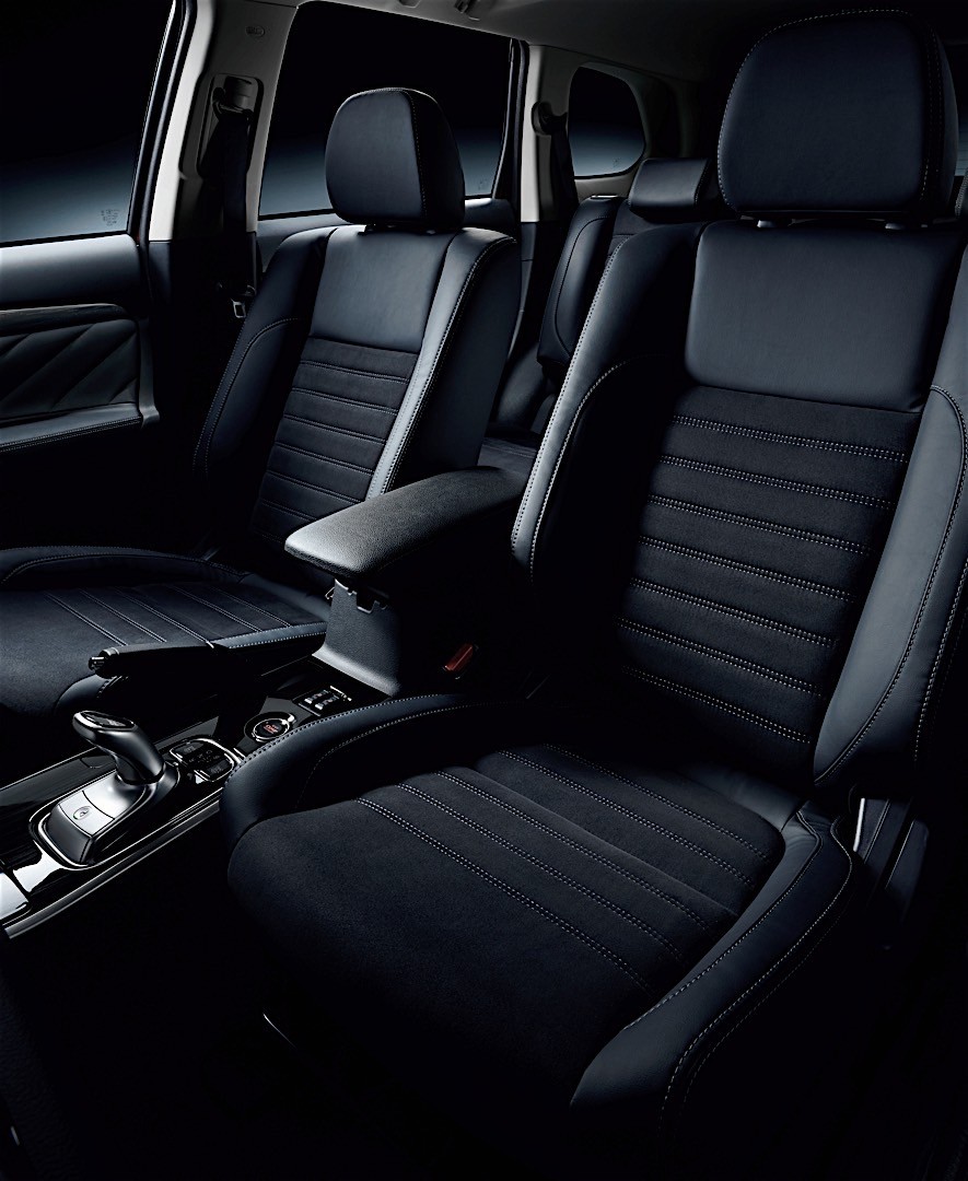 Mitsubishi Outlander / Airtrek photo 75